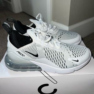Womens Nike Air Max 270
